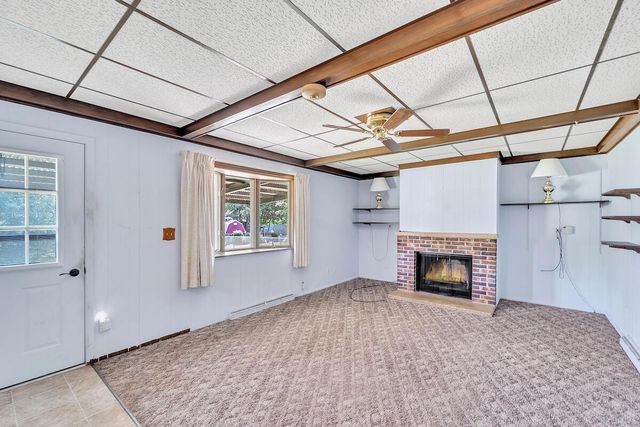 2131 Empire DRIVE, Waukesha, WI 53186
