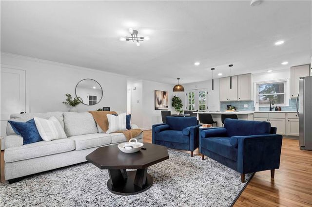 4019 W 62ND Terrace, Fairway, KS 66205