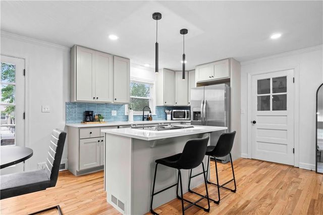 4019 W 62ND Terrace, Fairway, KS 66205