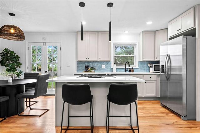 4019 W 62ND Terrace, Fairway, KS 66205