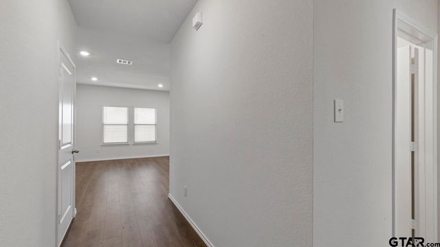 5024 Shumard Drive, Lindale, TX 75771