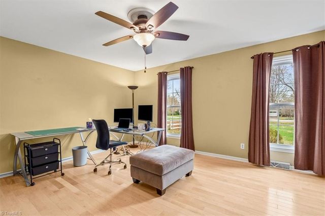 103 Tangle Drive, Jamestown, NC 27282