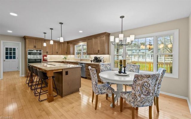 103 Tangle Drive, Jamestown, NC 27282