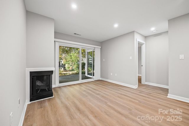 2545 Stockbridge Drive, Charlotte, NC 28210