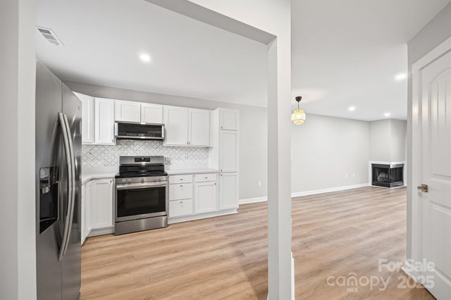 2545 Stockbridge Drive, Charlotte, NC 28210