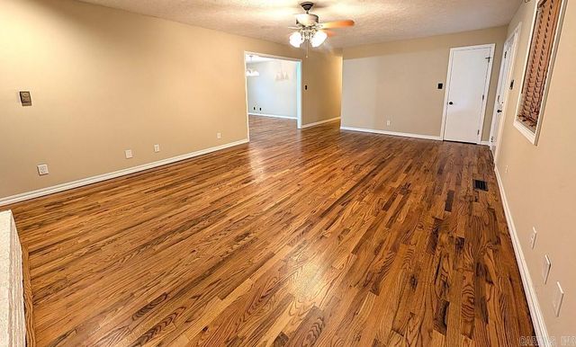 208 MC 6087, Yellville, AR 72687