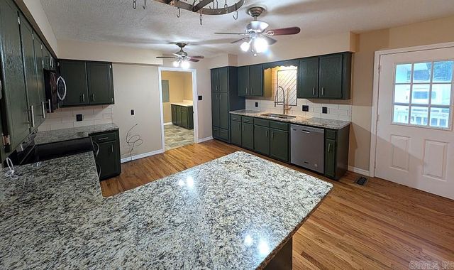 208 MC 6087, Yellville, AR 72687