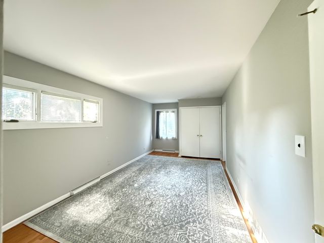 1954 Redwood Lane, Northbrook, IL 60062