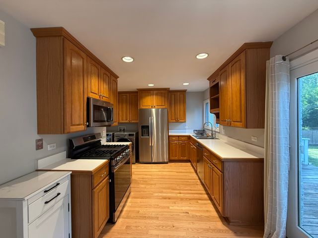 1954 Redwood Lane, Northbrook, IL 60062