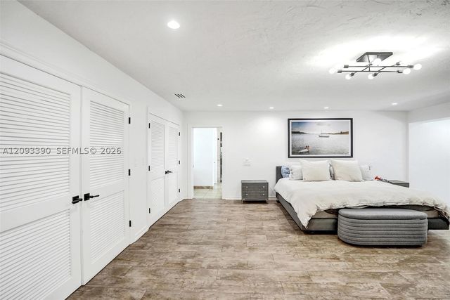 20100 NE 20th Ct, Miami, FL 33179