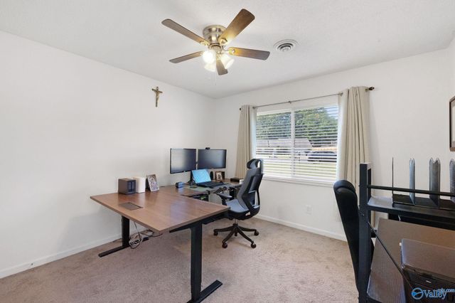 709 Royce Circle SE, Huntsville, AL 35803