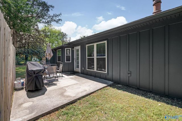 709 Royce Circle SE, Huntsville, AL 35803