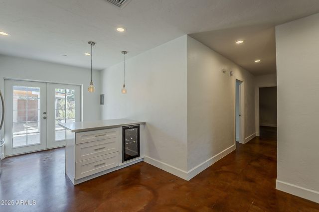 331 W EDGEMONT Avenue, Phoenix, AZ 85003
