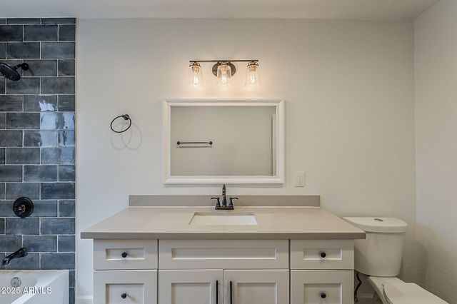 331 W EDGEMONT Avenue, Phoenix, AZ 85003
