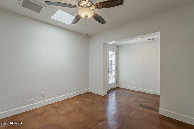 331 W EDGEMONT Avenue, Phoenix, AZ 85003
