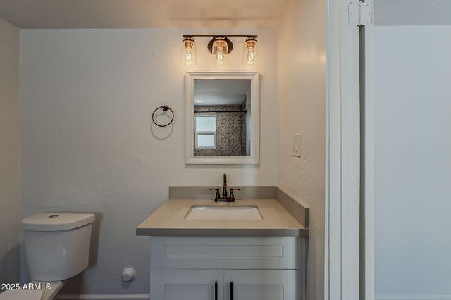 331 W EDGEMONT Avenue, Phoenix, AZ 85003