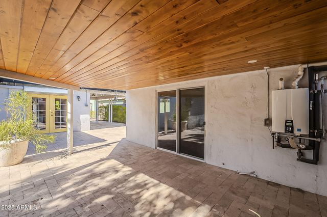 331 W EDGEMONT Avenue, Phoenix, AZ 85003