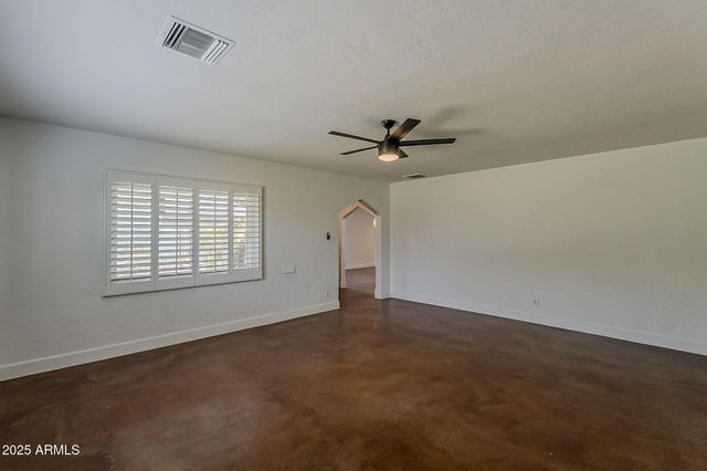 331 W EDGEMONT Avenue, Phoenix, AZ 85003