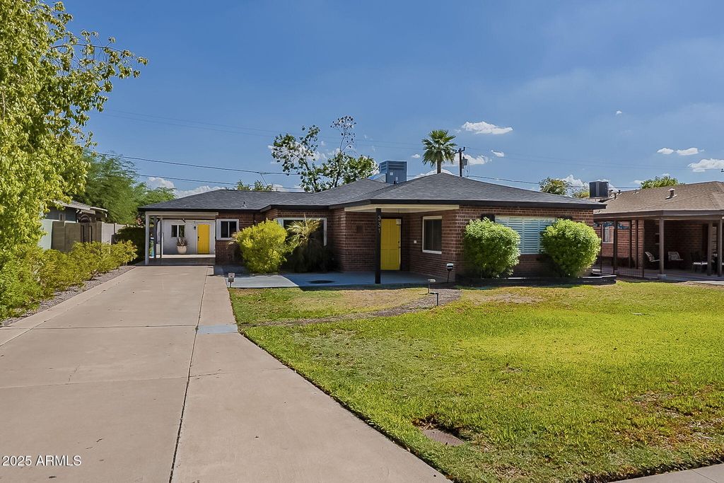 331 W EDGEMONT Avenue, Phoenix, AZ 85003