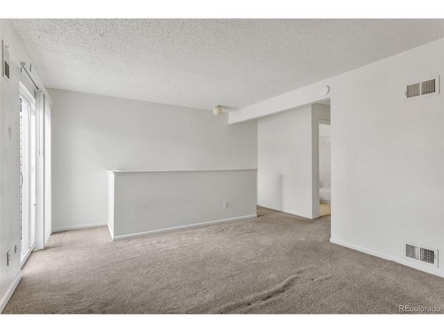 2471 S Xanadu Way B, Aurora, CO 80014