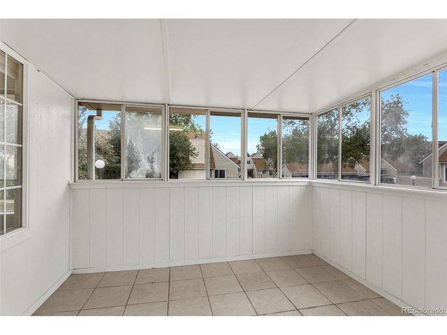 2471 S Xanadu Way B, Aurora, CO 80014