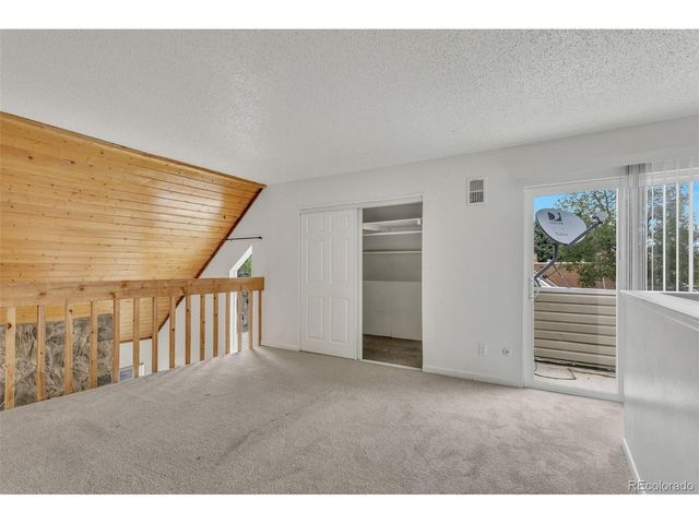 2471 S Xanadu Way B, Aurora, CO 80014