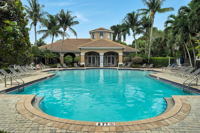 217 Berenger Walk, Royal Palm Beach, FL 33414