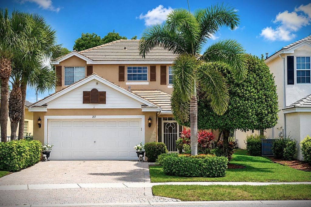 217 Berenger Walk, Royal Palm Beach, FL 33414