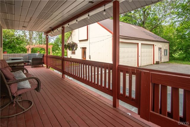 8929 State Route 12e, Lyme, NY 13622