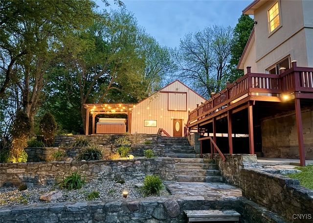 8929 State Route 12e, Lyme, NY 13622