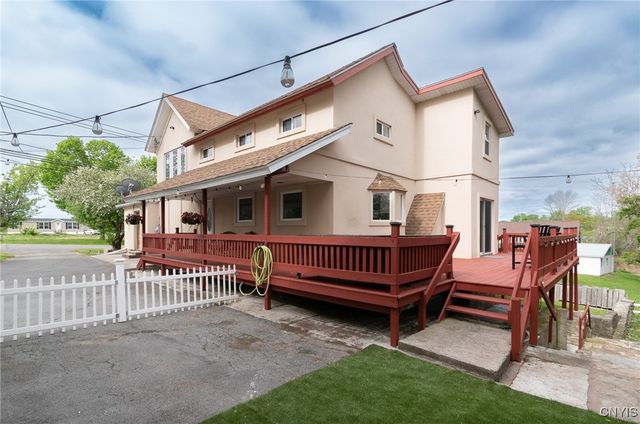 8929 State Route 12e, Lyme, NY 13622