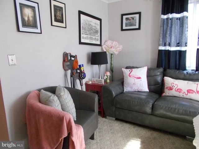 6 CHEYENNE DRIVE, Hazelton, PA 18202