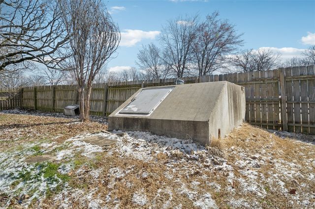 1504 E Miami Avenue, Mcalester, OK 74501