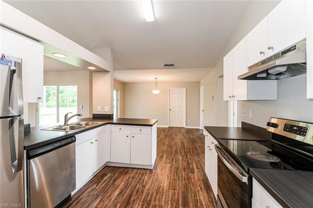 11 W 9th ST, Lehigh Acres, FL 33972