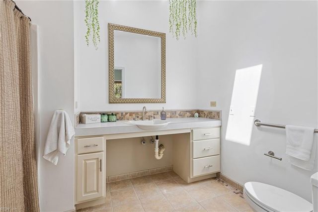 101 Azalea DR, Yorktown, VA 23692