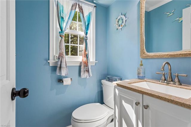 101 Azalea DR, Yorktown, VA 23692