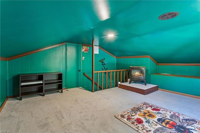 101 Azalea DR, Yorktown, VA 23692