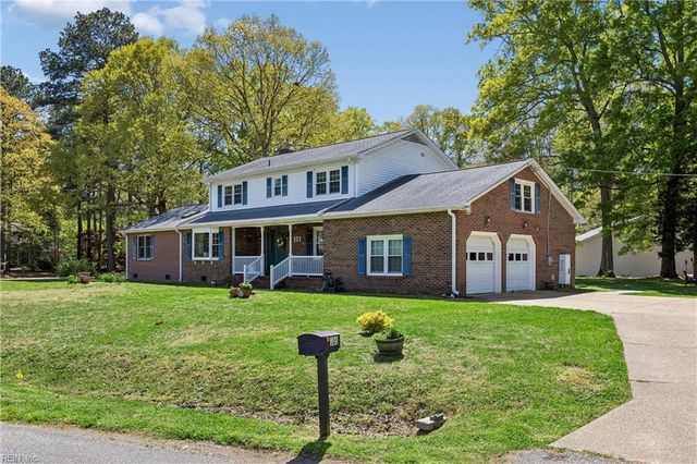 101 Azalea DR, Yorktown, VA 23692