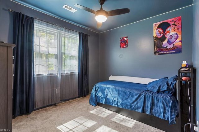 101 Azalea DR, Yorktown, VA 23692