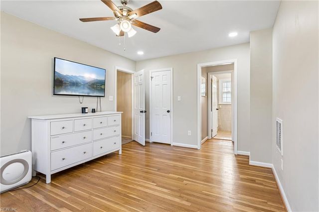 101 Azalea DR, Yorktown, VA 23692