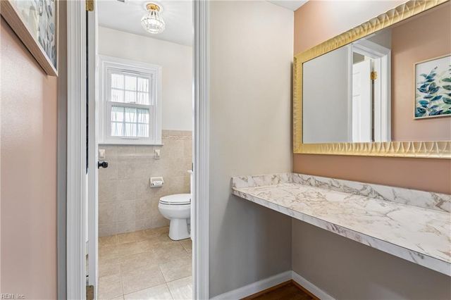 101 Azalea DR, Yorktown, VA 23692