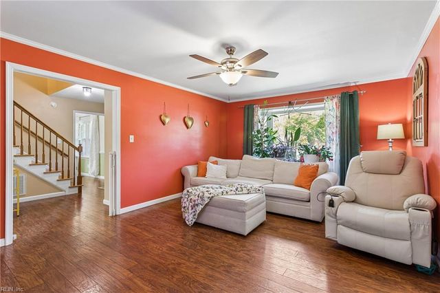 101 Azalea DR, Yorktown, VA 23692