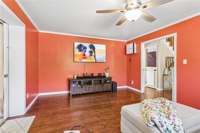 101 Azalea DR, Yorktown, VA 23692