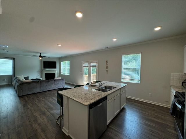 739 Highgrove Way, Dallas, GA 30157