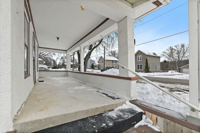 11824 Prairie Avenue, Hebron, IL 60034