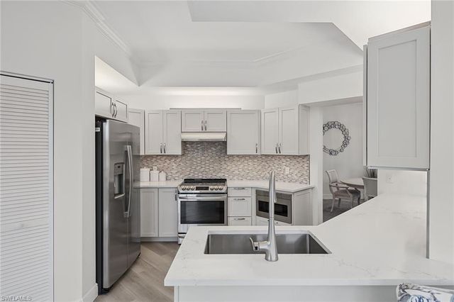 7024 Pelican Bay BLVD 201, Naples, FL 34108