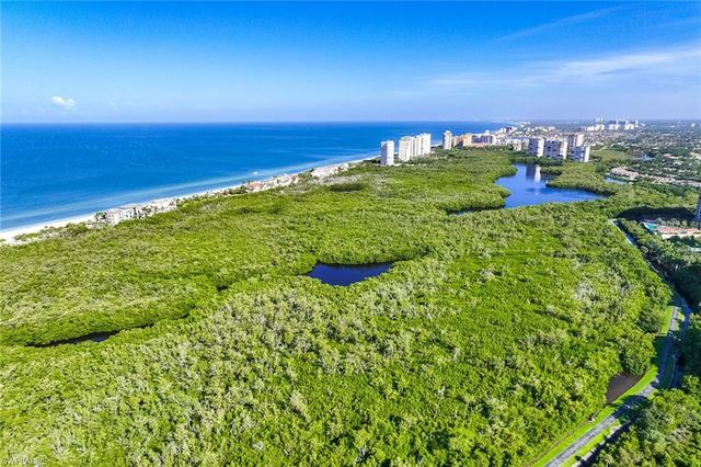 7024 Pelican Bay BLVD 201, Naples, FL 34108
