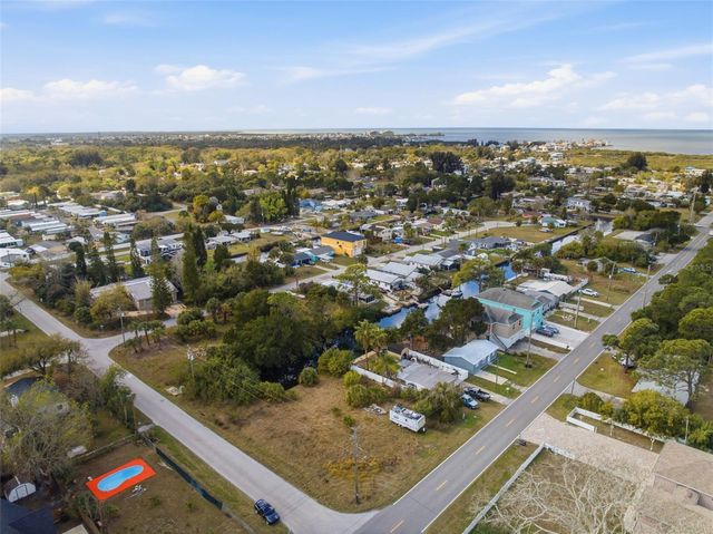 7410 NEW YORK AVENUE, Hudson, FL 34667