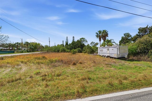 7410 NEW YORK AVENUE, Hudson, FL 34667