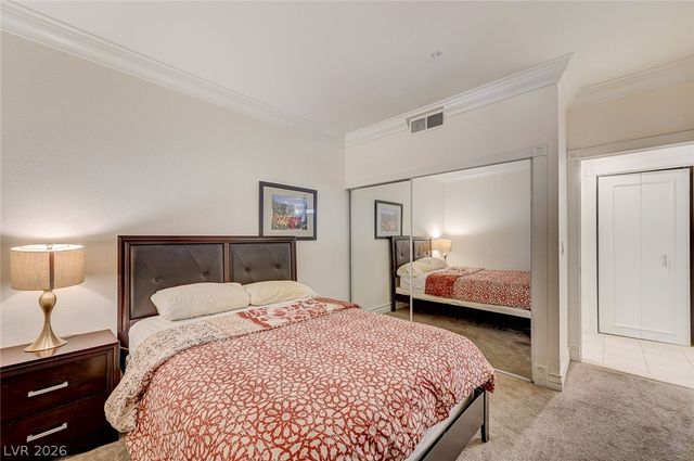 260 East Flamingo Road 304, Las Vegas, NV 89169